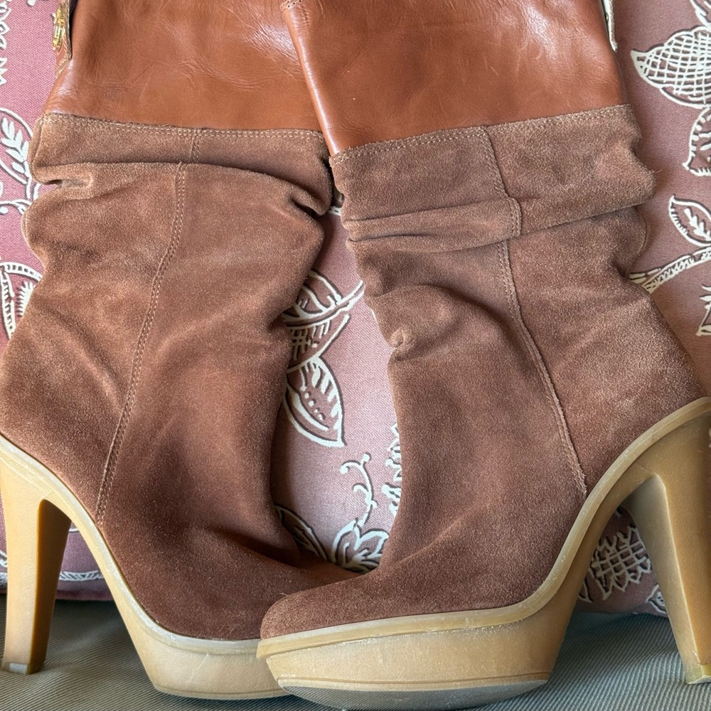 MK Luna Chestbut Suede and Leather Boots, Women’s 6.5, Heel 4.5”, Preloved